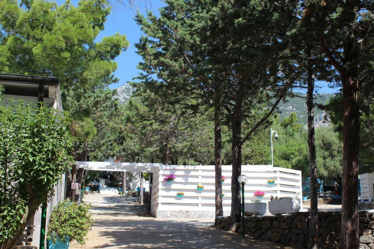 Camping Car Palmasera Cala Gonone Exterior photo